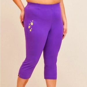 ❤️NWT VINTAGE TORRID / DISNEY TANGLED RAPUNZEL RETRO SKINNY DRESS CAPRI PANT